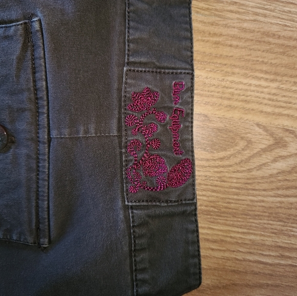 Womens Capris Size 10(fits like an 8) - Picture 4 of 4
